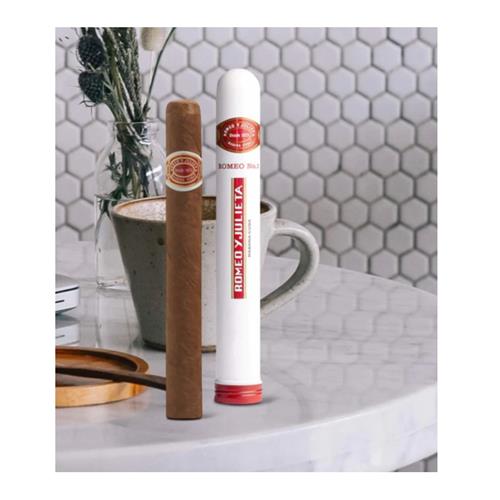 Romeo y Julieta – Romeo No.1 AT (1s) - Rabbit Habit 